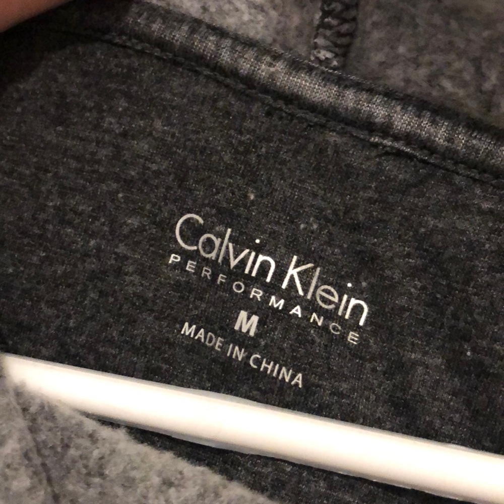 Calvin Klein sweater - Picture 2 of 3